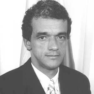 Biografia de Beto Lelis / Adalberto Lelis Filho - Vida sofrida e vitórias