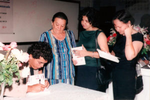 Fotos da noite de autógrafos do lançamento do livro de Jackson Rubem IRECÊ UM PEDAÇO HISTÓRICO DA BAHIA.