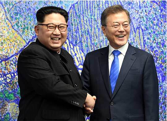 Presidente Moon Jae-in e o líder norte-coreano Kim Jong